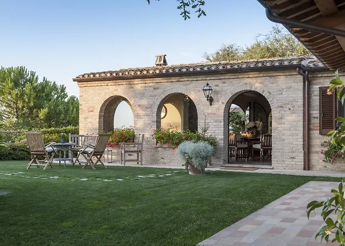 住宿加早餐酒店 Monterosato 4*