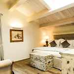 Monterosato Bed & Breakfast 4*