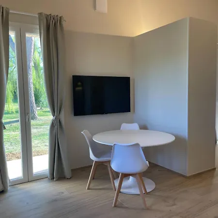 Monterosato Bed & Breakfast 4*